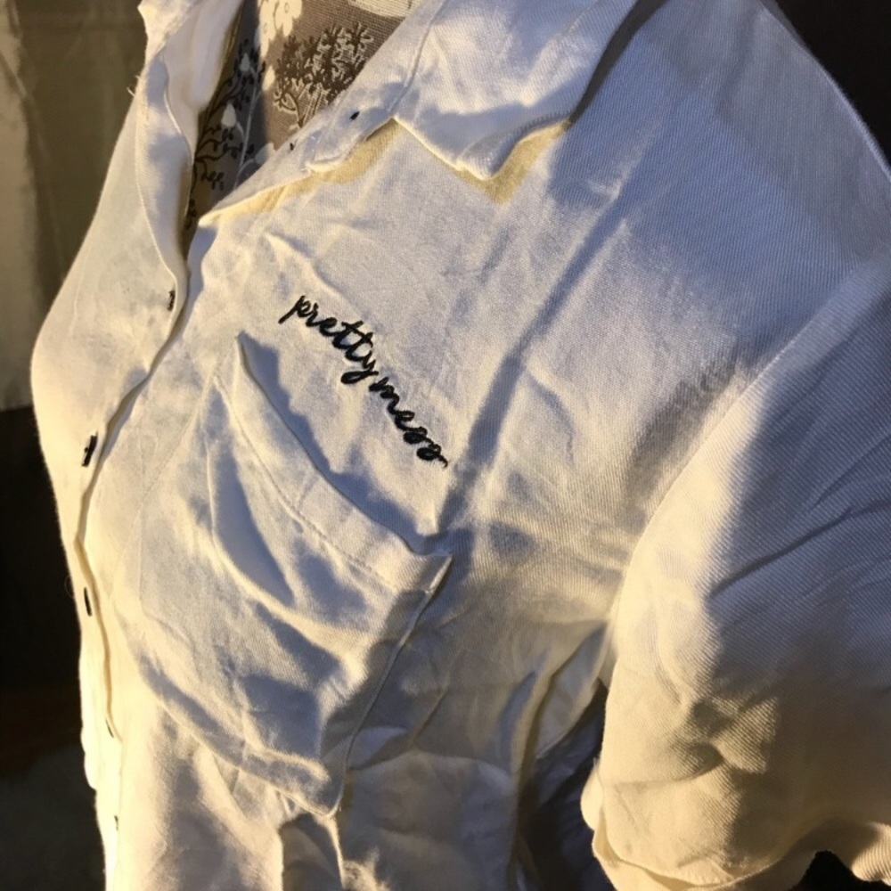 Cropped button up “pretty mess”  tee